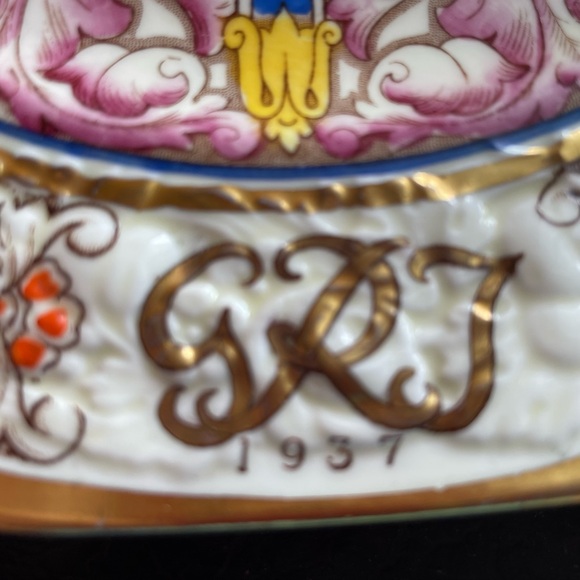 King George VIII 1937 Paragon Coronation Plate - Picture 5 of 7